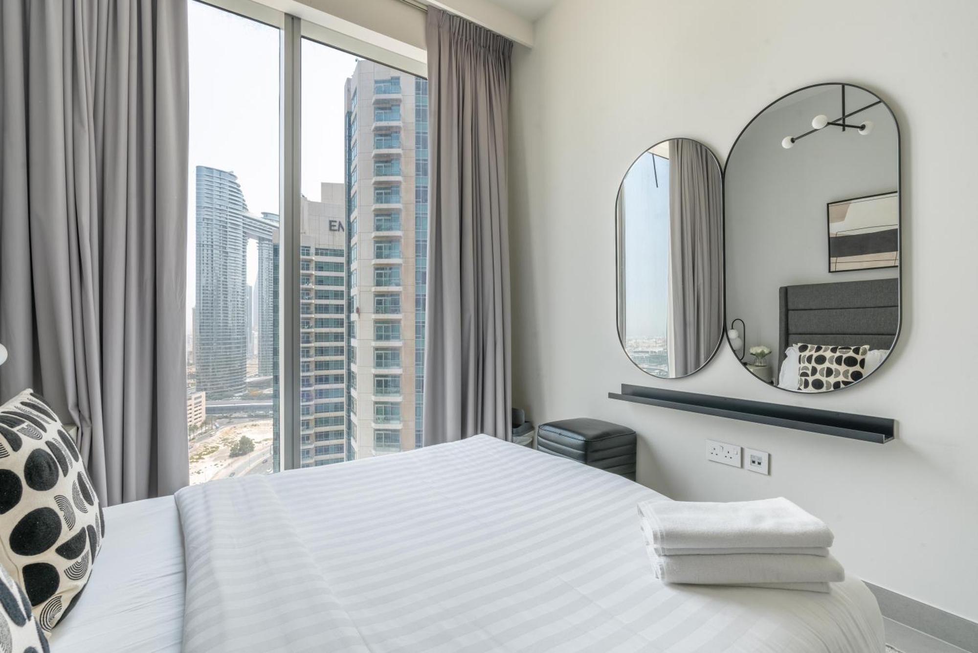 Apartment Luxury At Summerprices Downtown Dxb Dubai