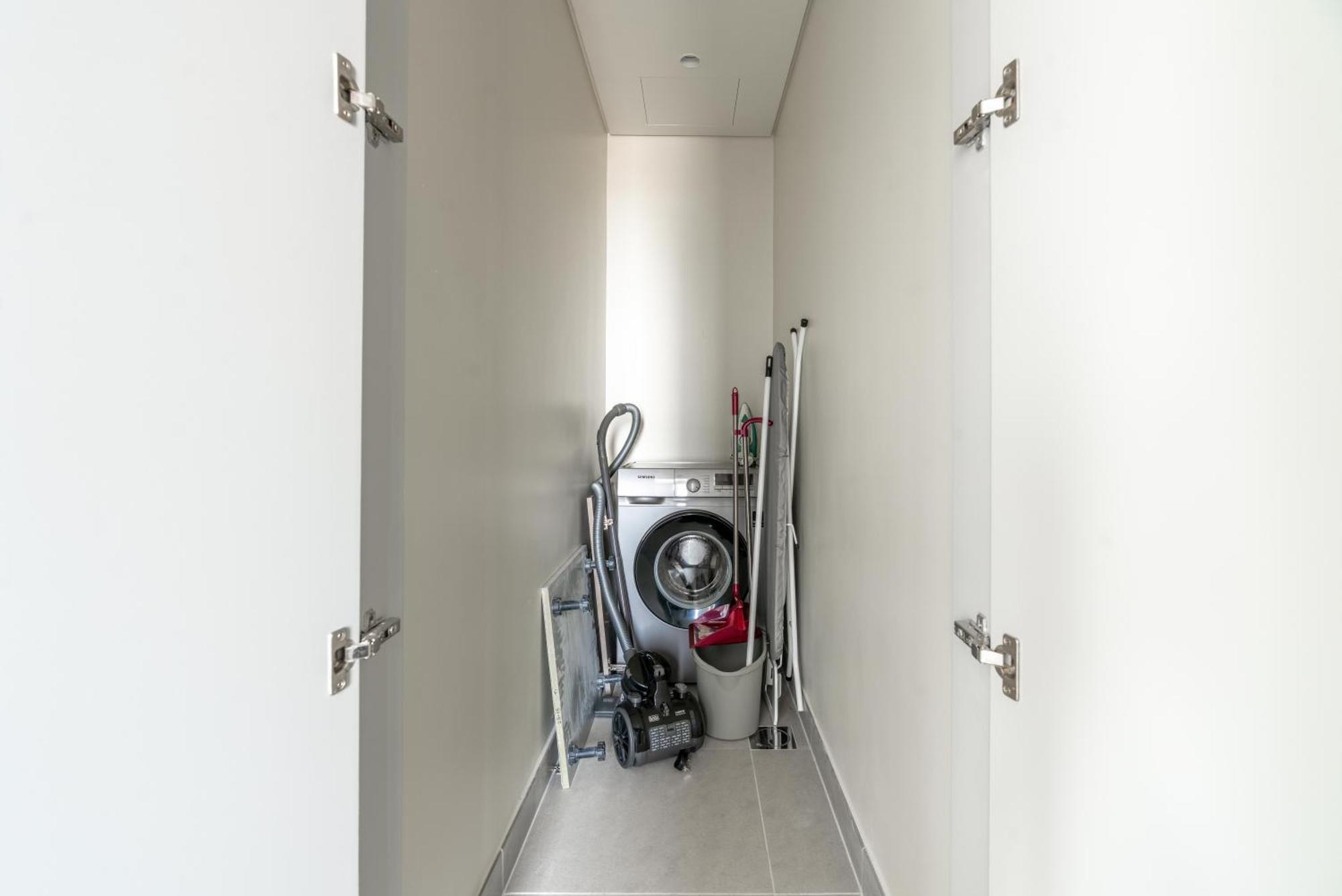 Apartment Luxury At Summerprices Downtown Dxb Dubai
